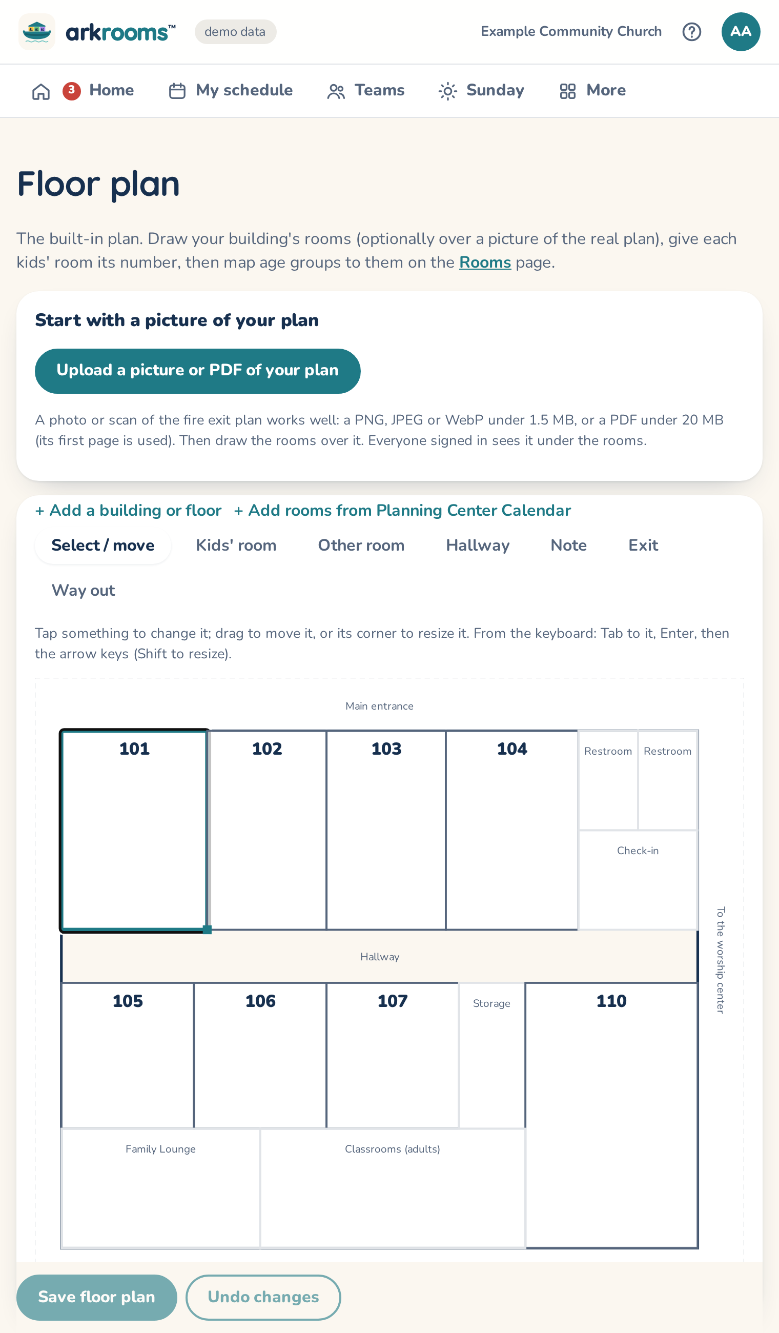 Floor plan editor: tools to draw rooms, hallways and notes, with a kids' room picked